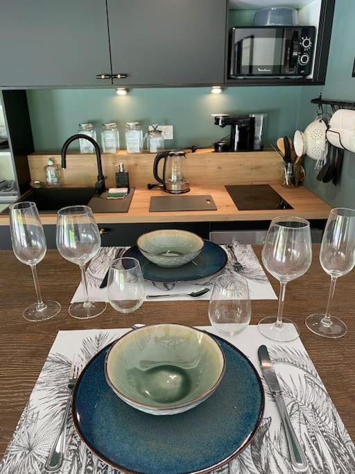 Le Clos Dauphinais Chez Laurette Quevert Luaran gambar