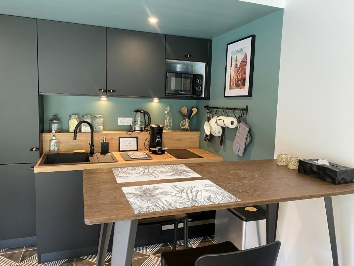 Le Clos Dauphinais Chez Laurette Quevert Luaran gambar