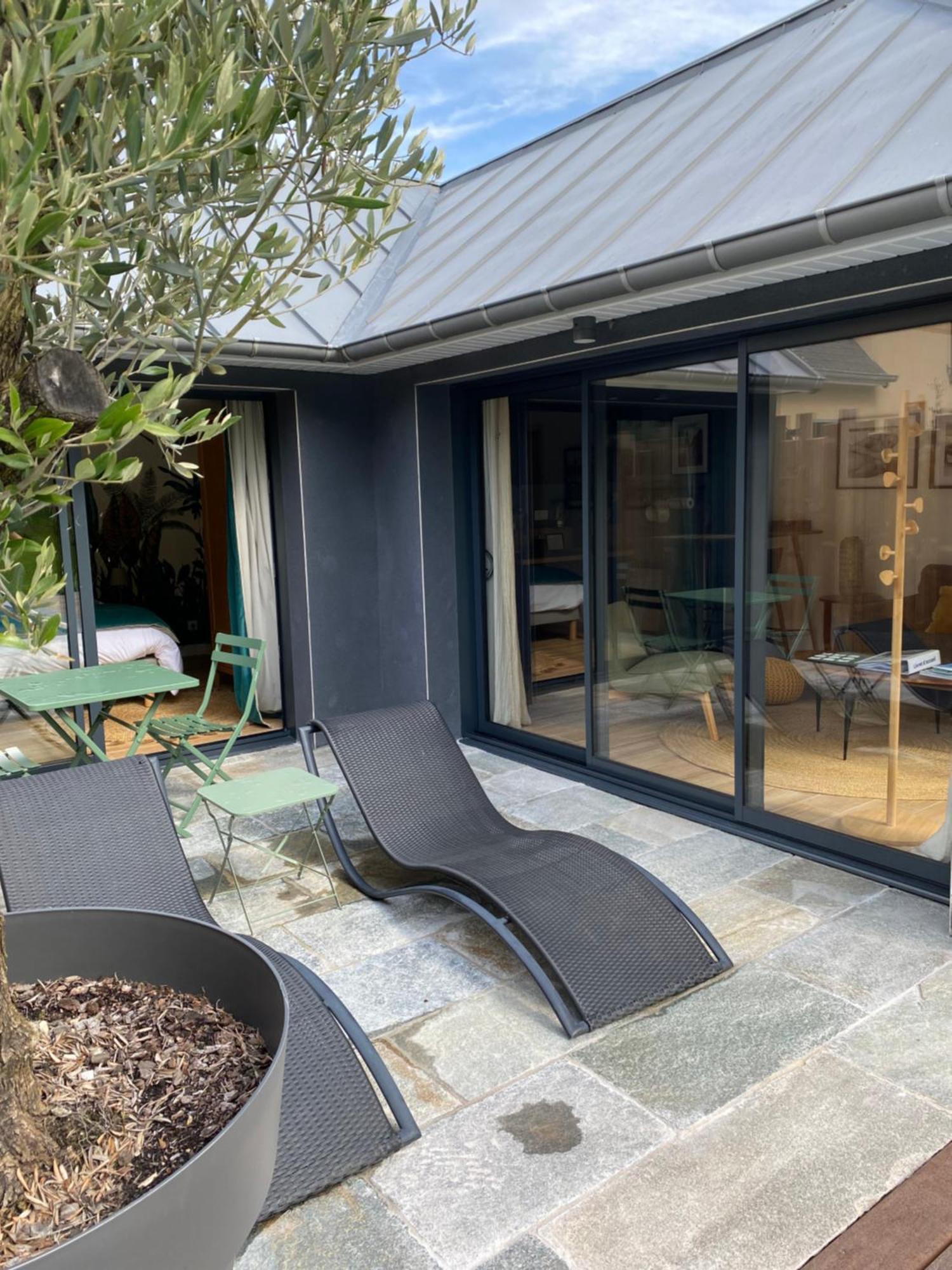 Le Clos Dauphinais Chez Laurette Quevert Luaran gambar